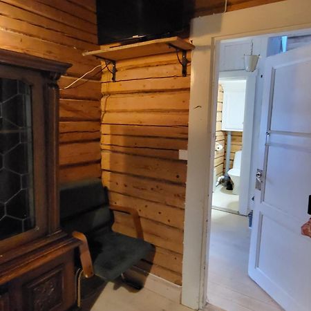 120 Yrs. Old Log House In Kuopio City Centre 외부 사진